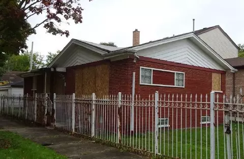 1025 E 90th St, Chicago, IL 60619 photo 3