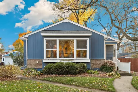 1139 Olive Rd, Homewood, IL 60430