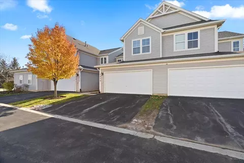 2974 Falling Waters Ln #18-297, Lindenhurst, IL 60046