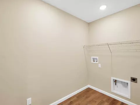 118 E Bond St, Monticello, IL 61856 photo 23