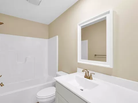 118 E Bond St, Monticello, IL 61856 photo 20