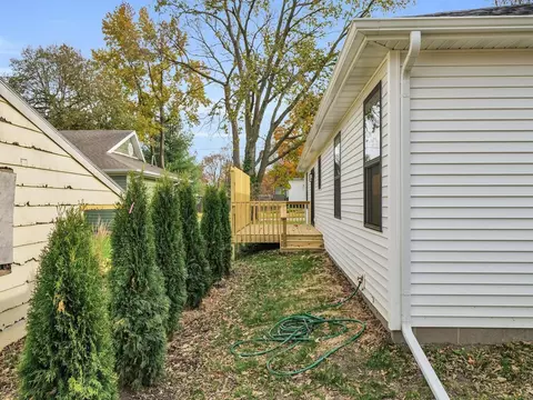 118 E Bond St, Monticello, IL 61856 photo 27