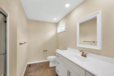 118 E Bond St, Monticello, IL 61856 photo 17