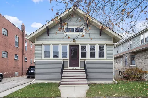 7706 Monroe St, Forest Park, IL 60130