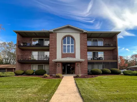 14541 S Ravinia Ave #3C, Orland Park, IL 60462