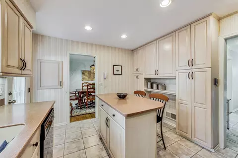 404 Beech Dr, Glenview, IL 60025 photo 10