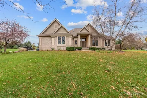 11831 Galloway Ln, Belvidere, IL 61008