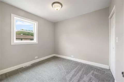 2720 E 96th St, Chicago, IL 60617 photo 11