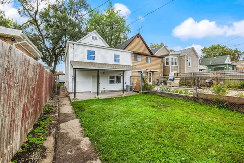 2720 E 96th St, Chicago, IL 60617 photo 22