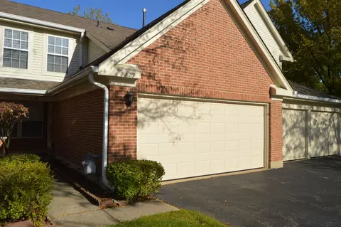 2219 Camden Ln, Hanover Park, IL 60133