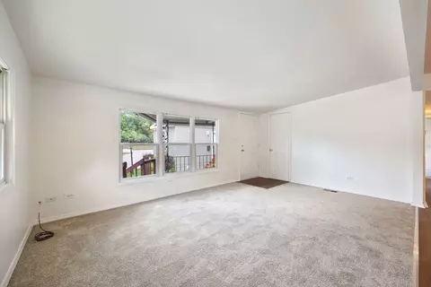 1149 Richard Rd, Elgin, IL 60123 photo 5