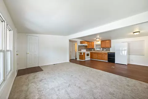 1149 Richard Rd, Elgin, IL 60123 photo 4