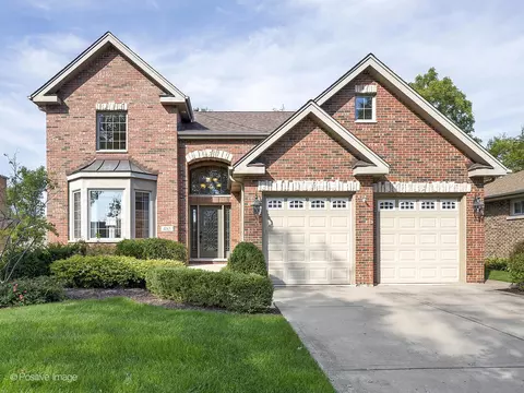 485 W Fremont Ave, Elmhurst, IL 60126