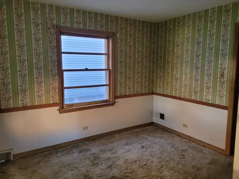 1453 Perry St, Des Plaines, IL 60016 photo 10