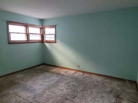 1453 Perry St, Des Plaines, IL 60016 photo 12