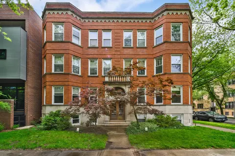 3654 N Bosworth Ave #3S, Chicago, IL 60613