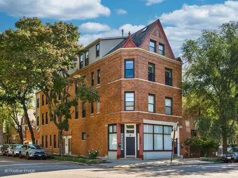 2075 N Oakley Ave #3F, Chicago, IL 60647