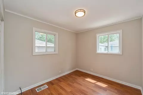 259 E Dennis Rd, Wheeling, IL 60090 photo 10