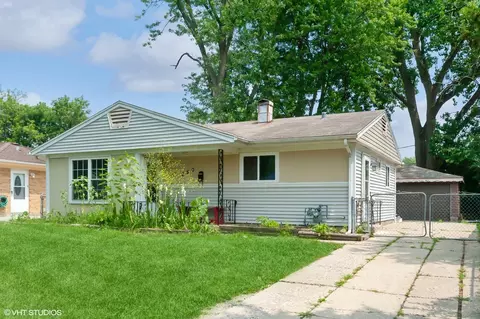 259 E Dennis Rd, Wheeling, IL 60090