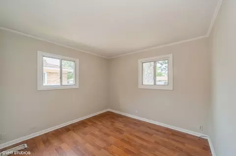 259 E Dennis Rd, Wheeling, IL 60090 photo 8