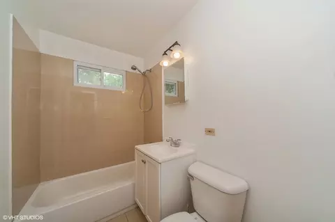 259 E Dennis Rd, Wheeling, IL 60090 photo 7