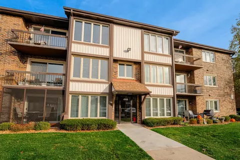 4908 Circle Ct #303, Crestwood, IL 60445