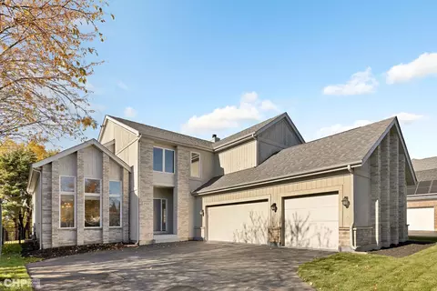 2522 Steven Ln, Northbrook, IL 60062