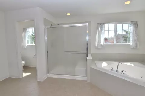 5897 Chatham Dr, Hoffman Estates, IL 60192 photo 23