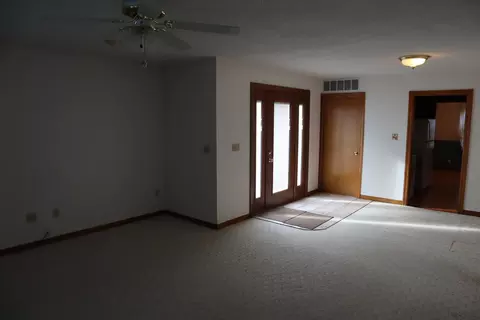 415 Whitver St, Walnut, IL 61376 photo 15