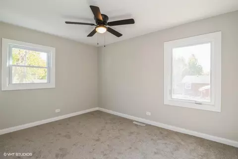 5 Golfview Ct, Round Lake Beach, IL 60073 photo 10