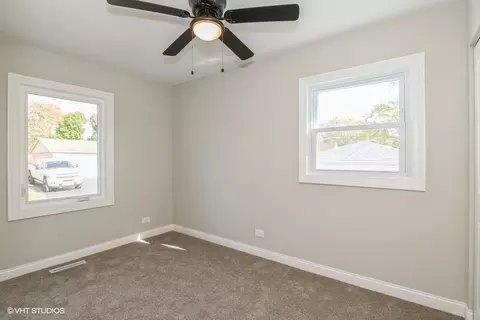 5 Golfview Ct, Round Lake Beach, IL 60073 photo 12