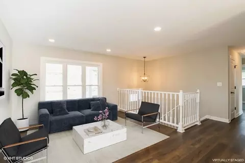 5 Golfview Ct, Round Lake Beach, IL 60073 photo 3