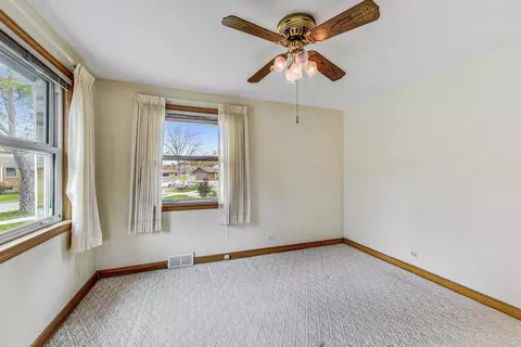 2437 W Forestview Ave, North Riverside, IL 60546 photo 19