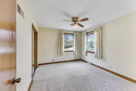 2437 W Forestview Ave, North Riverside, IL 60546 photo 18