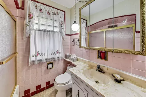 2437 W Forestview Ave, North Riverside, IL 60546 photo 16