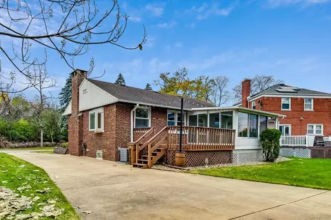 2437 W Forestview Ave, North Riverside, IL 60546 photo 42