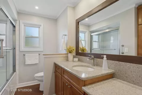 212 E Crestview Ave, Elmhurst, IL 60126 photo 17