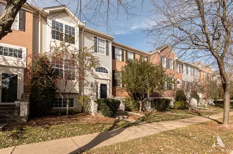 203 Willow Blvd, Willow Springs, IL 60480