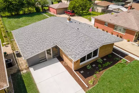 240 Barron St, Bensenville, IL 60106