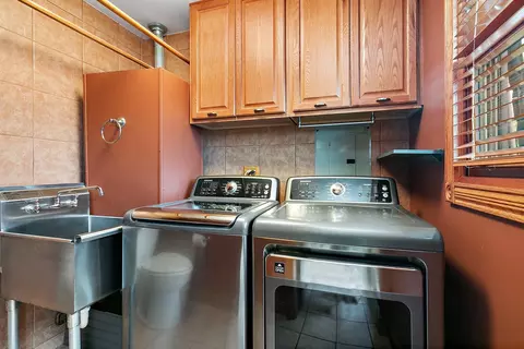 165 Washington Blvd, Hoffman Estates, IL 60169 photo 12