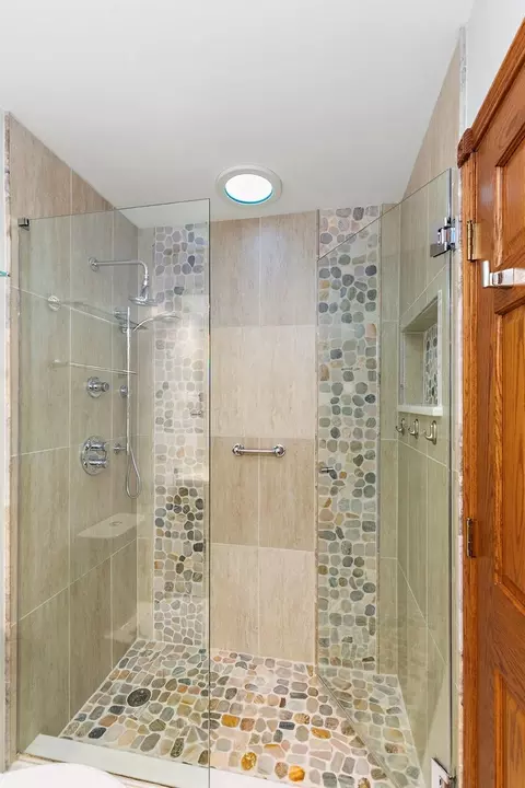 165 Washington Blvd, Hoffman Estates, IL 60169 photo 15