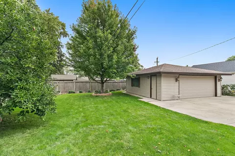 165 Washington Blvd, Hoffman Estates, IL 60169 photo 24