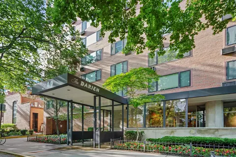 3100 N Lake Shore Dr #701, Chicago, IL 60657