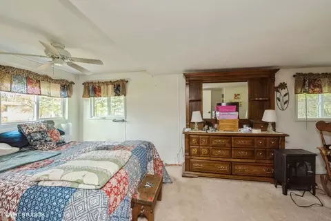 6002 Pine St, Harvard, IL 60033 photo 11