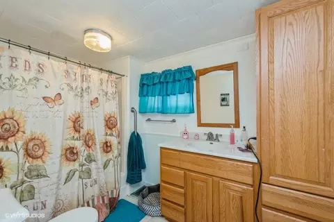 6002 Pine St, Harvard, IL 60033 photo 12