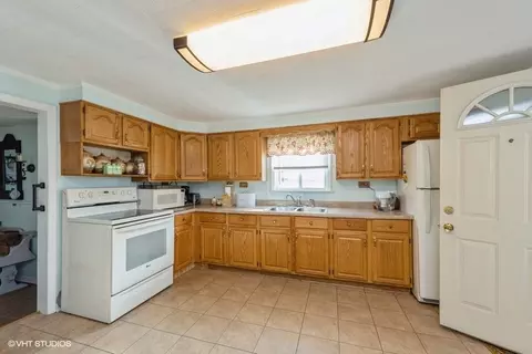6002 Pine St, Harvard, IL 60033 photo 8