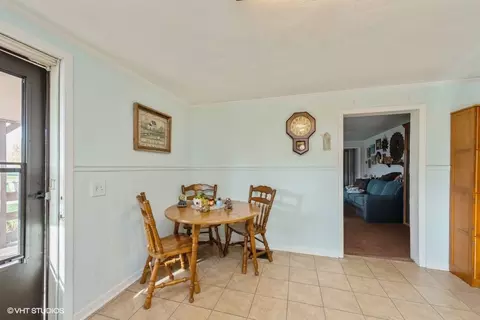 6002 Pine St, Harvard, IL 60033 photo 7