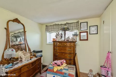 6002 Pine St, Harvard, IL 60033 photo 17