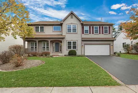 495 Old Walnut Cir, Gurnee, IL 60031