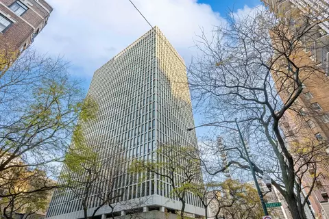 1 E Scott St #408, Chicago, IL 60610
